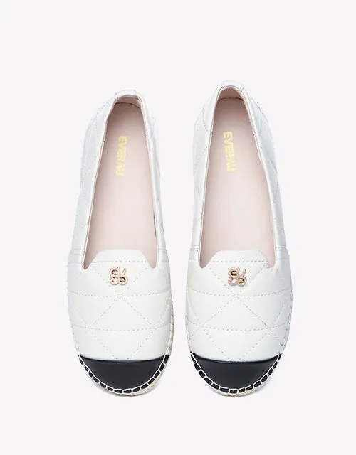 Evelyn in Ivory