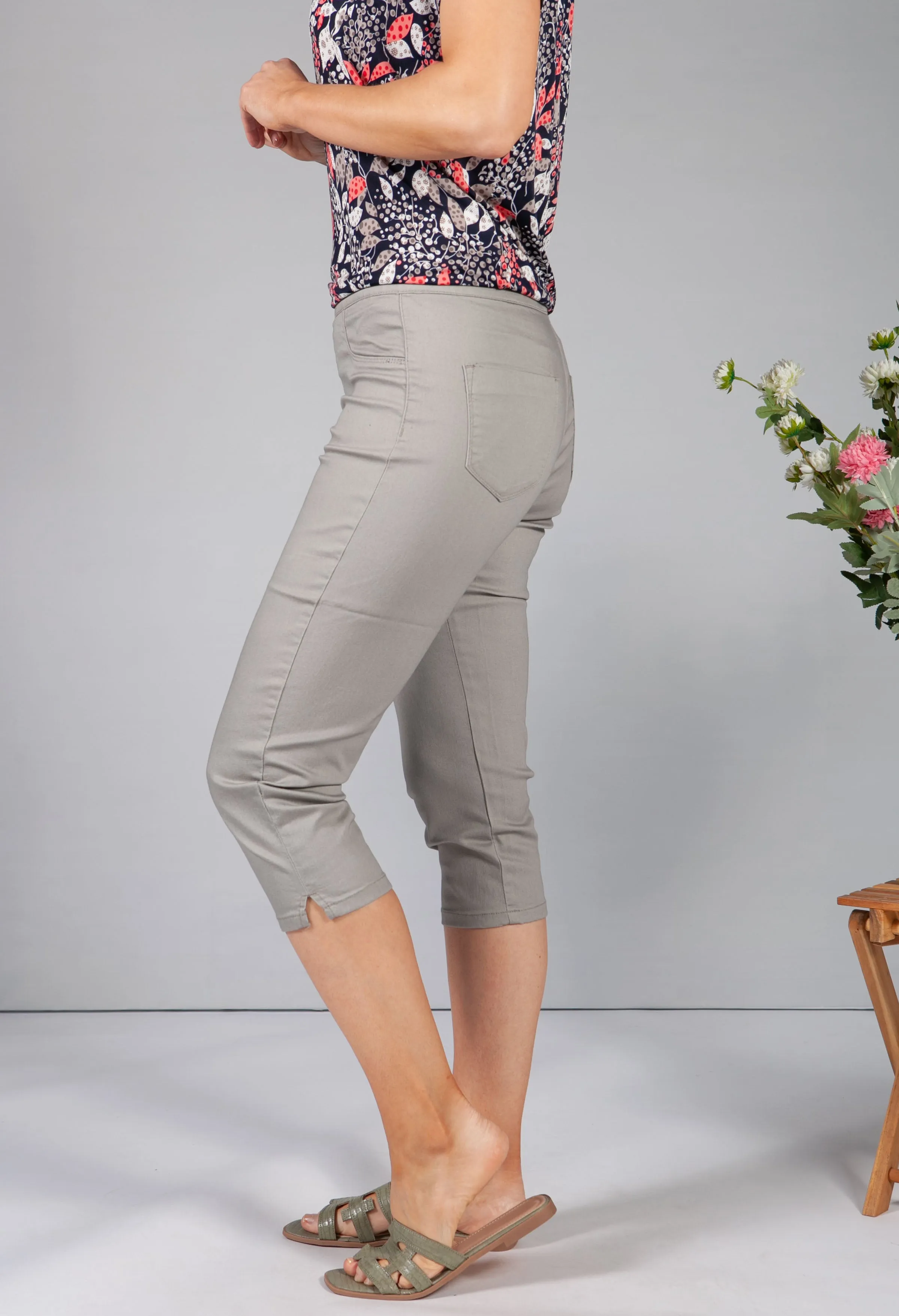 Khaki Pull on Jeans