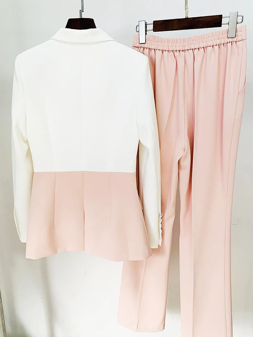 PETELE Blazer & Pants Set in Light Pink