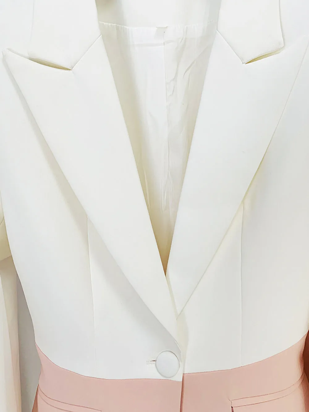 PETELE Blazer & Pants Set in Light Pink