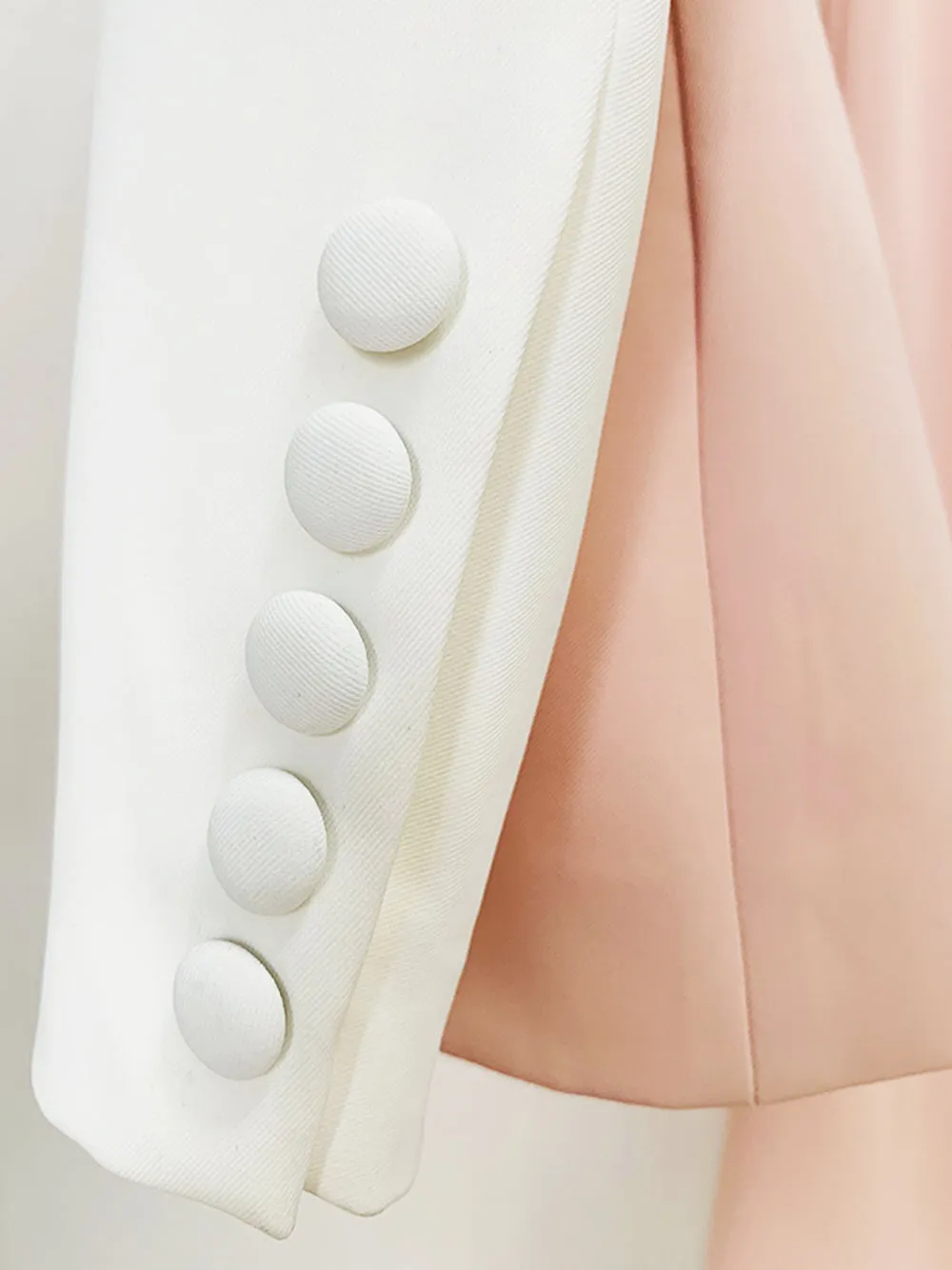 PETELE Blazer & Pants Set in Light Pink