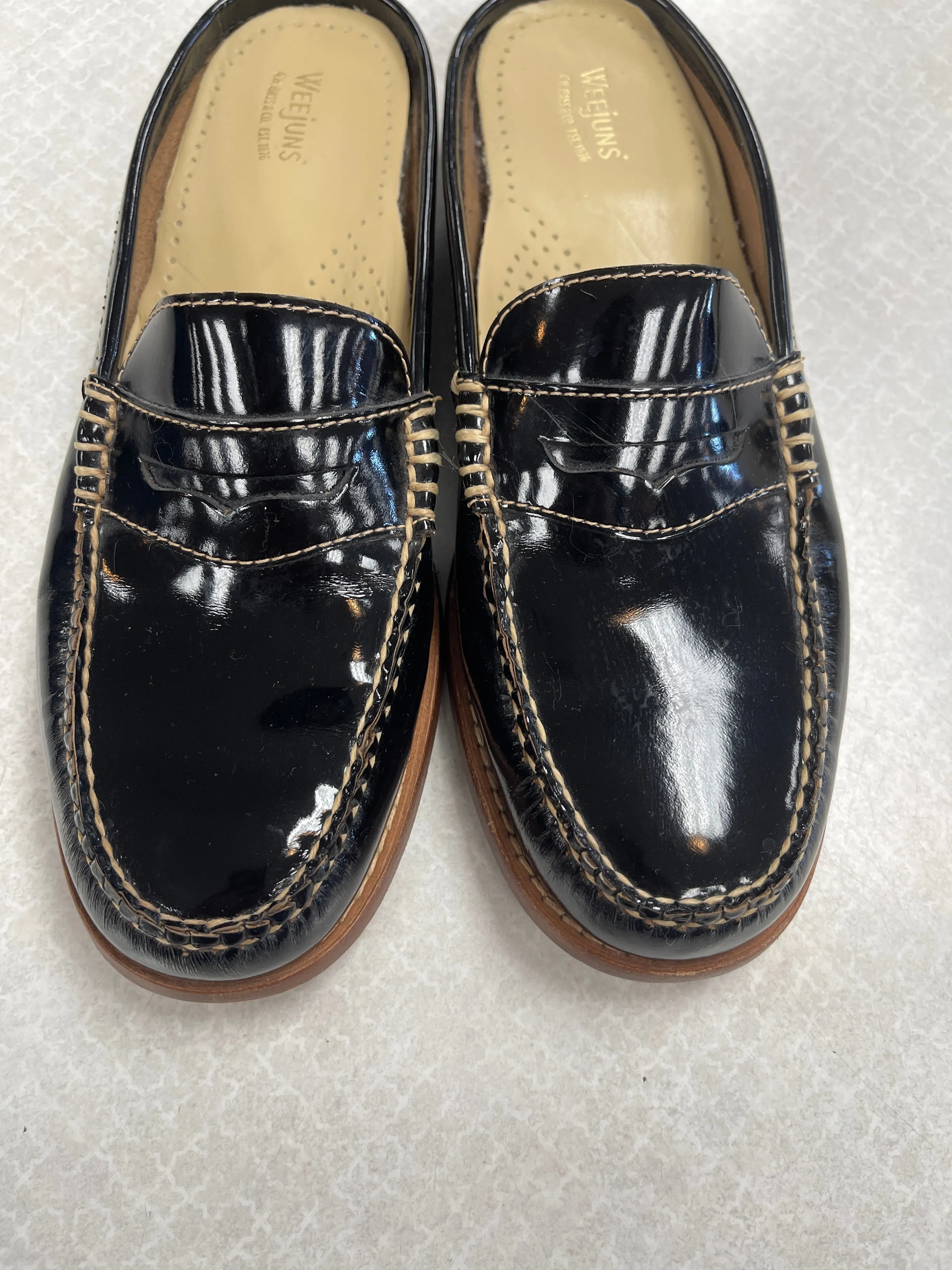 Shoes Flats By WEEJUNS In Black, Size:8.5