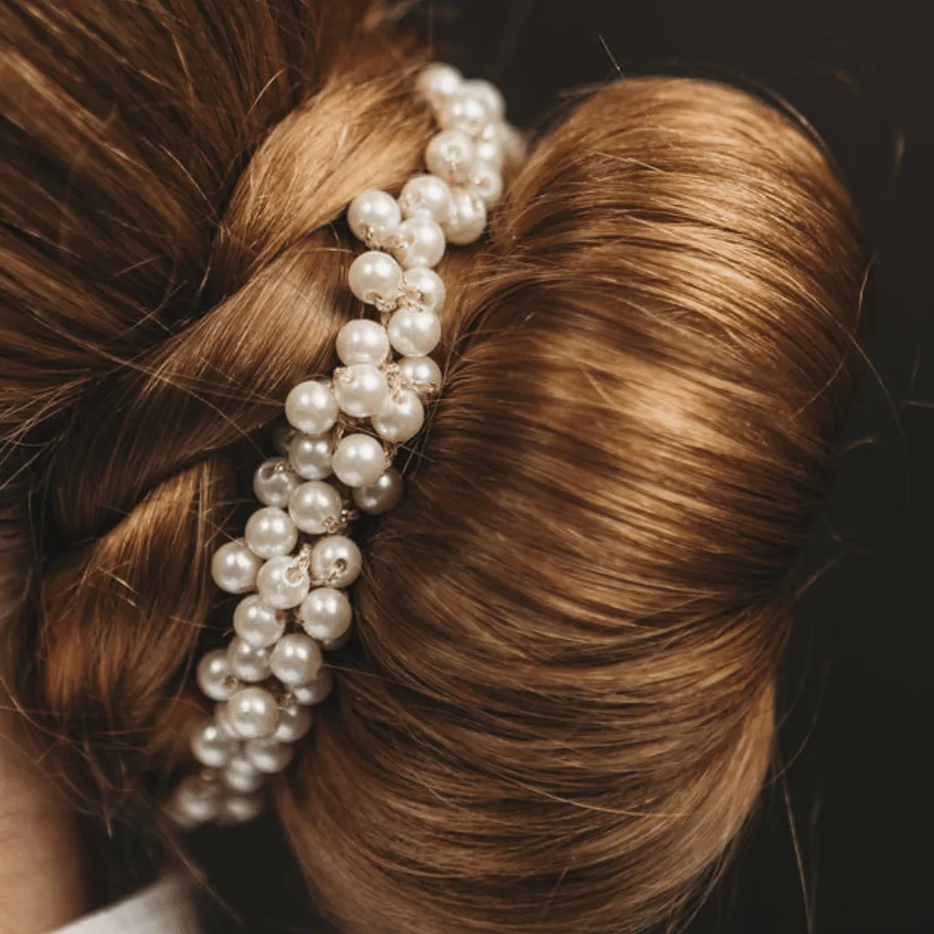Ultra-Stretchy Pearl Scrunchies