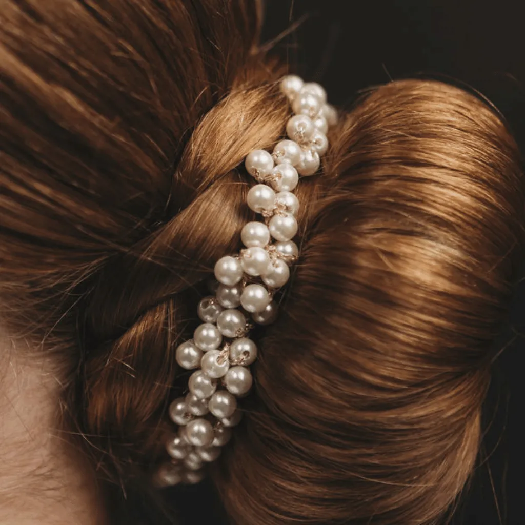 Ultra-Stretchy Pearl Scrunchies