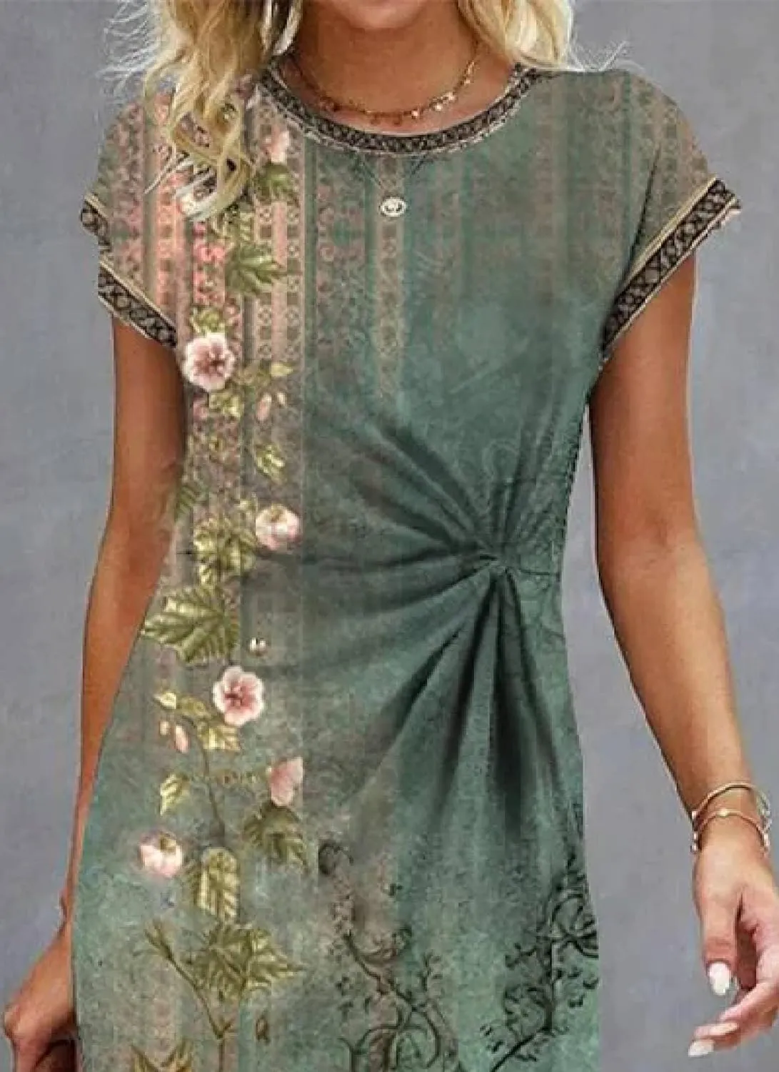 Women's Green Floral Print Round Neck Short Sleeve Shift Mini Dress 2025 Summer Casual Chic Cocktail Party Dresses